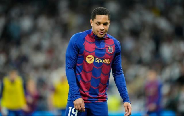 1724223600931050813.jpg sem-espaco-no-barca-vitor-roque-recusa-nova-proposta-do-al-h.jpg